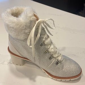 Nanette Lepore Anais Rhinestone Faux Fur Booties 10M womens. EUC⭐️⭐️